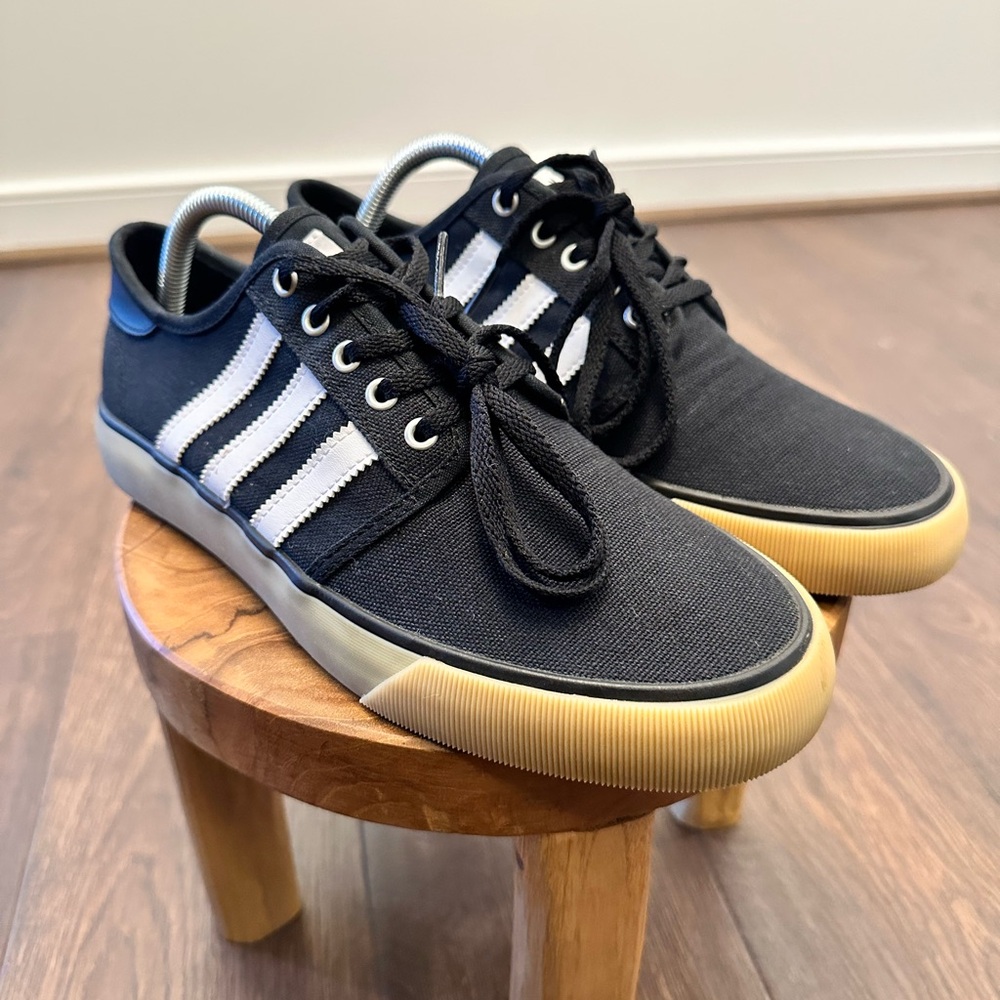 Adidas Men’s Seely Decon Black Canvas Sneakers, Size 8.5